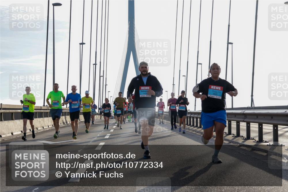 03.10.2026 - Köhlbrandbrückenlauf Yannick Fuchs http://msf.ph/oto/10772334 03.10.2026 09:28:12 Position 1 2479, 3833 meine-sportfotos.de