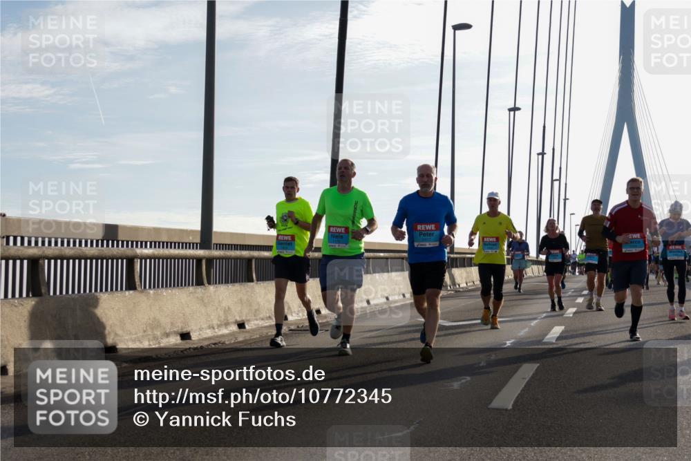 03.10.2026 - Köhlbrandbrückenlauf Yannick Fuchs http://msf.ph/oto/10772345 03.10.2026 09:28:14 Position 1 2417, 1170 meine-sportfotos.de