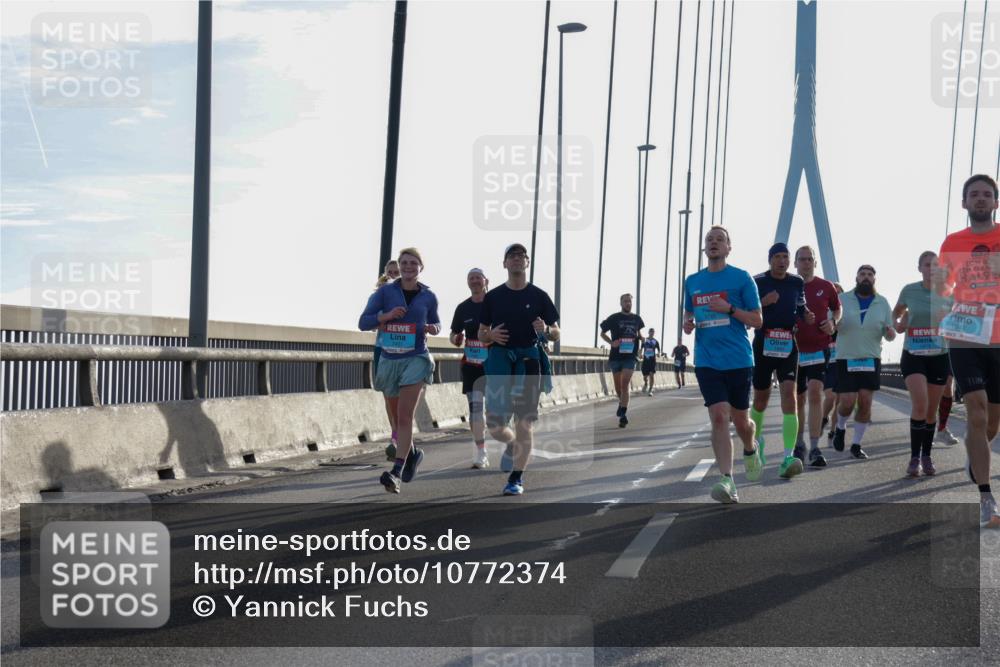 03.10.2026 - Köhlbrandbrückenlauf Yannick Fuchs http://msf.ph/oto/10772374 03.10.2026 09:28:21 Position 1 9, 1842 meine-sportfotos.de