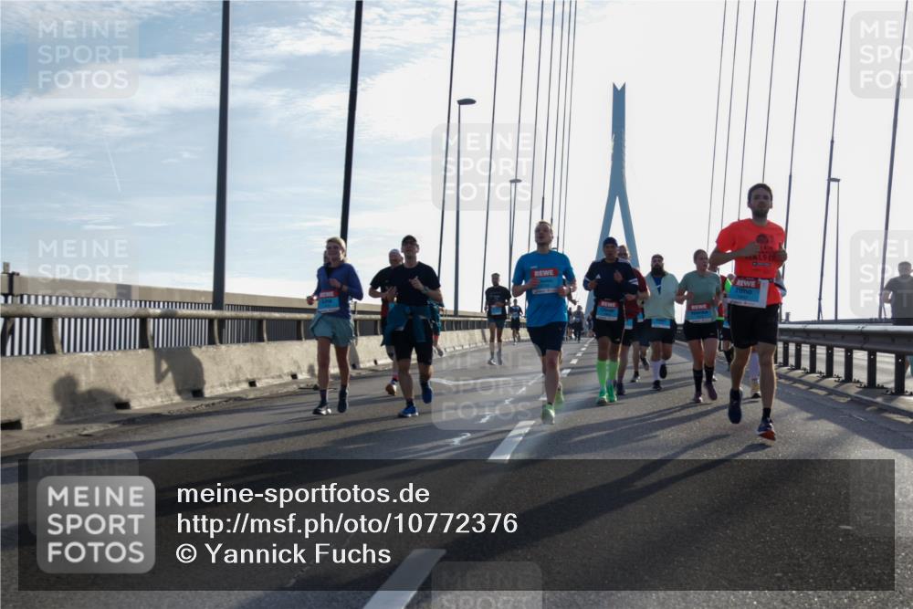 03.10.2026 - Köhlbrandbrückenlauf Yannick Fuchs http://msf.ph/oto/10772376 03.10.2026 09:28:21 Position 1  meine-sportfotos.de