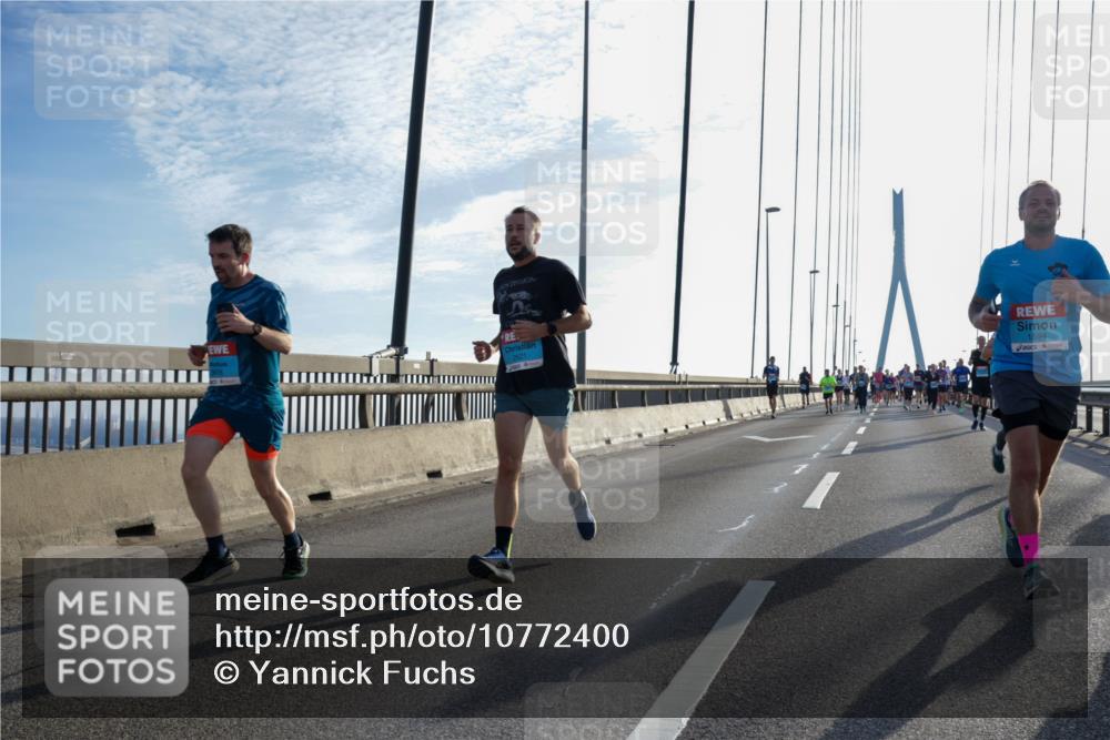 03.10.2026 - Köhlbrandbrückenlauf Yannick Fuchs http://msf.ph/oto/10772400 03.10.2026 09:28:27 Position 1 1594 meine-sportfotos.de