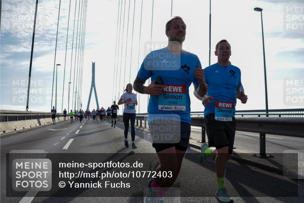 03.10.2026 - Köhlbrandbrückenlauf Yannick Fuchs http://msf.ph/oto/10772403 03.10.2026 09:28:27 Position 1 1594, 1593 meine-sportfotos.de