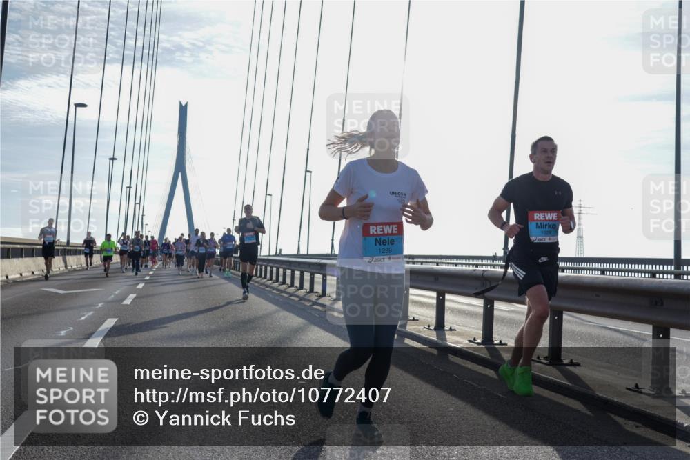 03.10.2026 - Köhlbrandbrückenlauf Yannick Fuchs http://msf.ph/oto/10772407 03.10.2026 09:28:28 Position 1 1289, 1328 meine-sportfotos.de