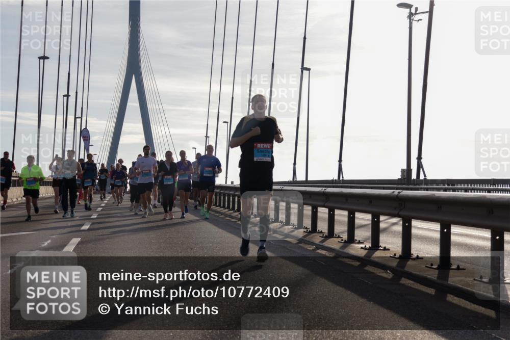 03.10.2026 - Köhlbrandbrückenlauf Yannick Fuchs http://msf.ph/oto/10772409 03.10.2026 09:28:29 Position 1  meine-sportfotos.de