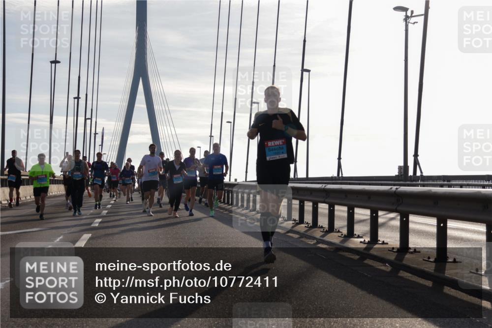 03.10.2026 - Köhlbrandbrückenlauf Yannick Fuchs http://msf.ph/oto/10772411 03.10.2026 09:28:30 Position 1 1694 meine-sportfotos.de
