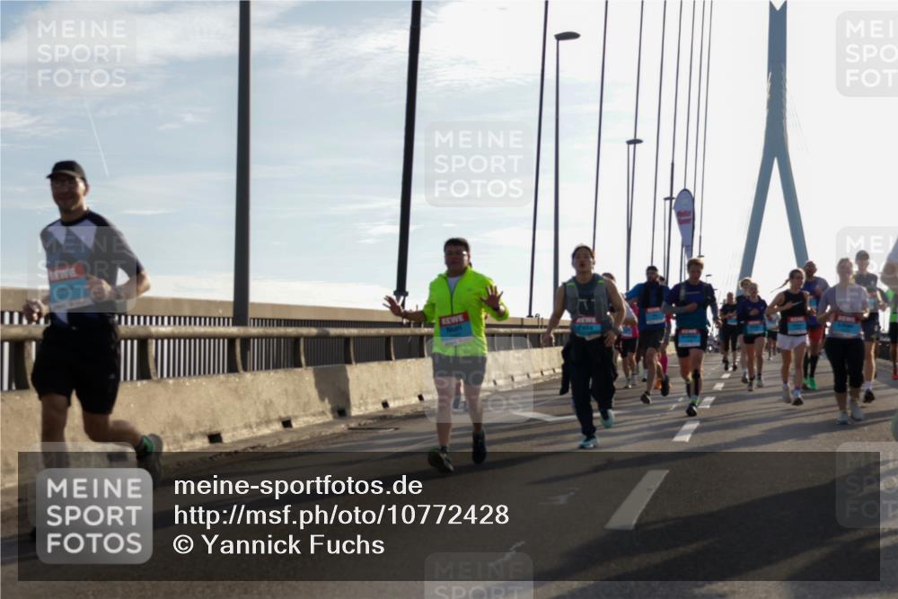 03.10.2026 - Köhlbrandbrückenlauf Yannick Fuchs http://msf.ph/oto/10772428 03.10.2026 09:28:33 Position 1  meine-sportfotos.de