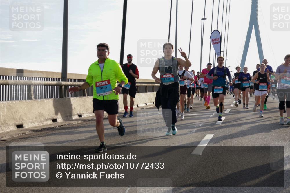 03.10.2026 - Köhlbrandbrückenlauf Yannick Fuchs http://msf.ph/oto/10772433 03.10.2026 09:28:34 Position 1 1587, 1534 meine-sportfotos.de