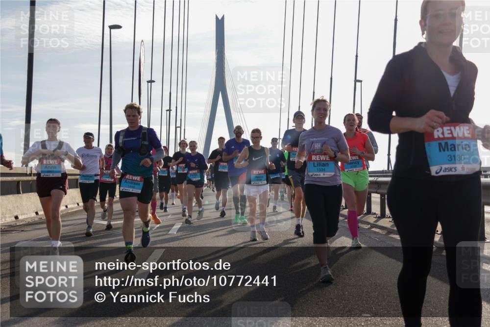 03.10.2026 - Köhlbrandbrückenlauf Yannick Fuchs http://msf.ph/oto/10772441 03.10.2026 09:28:36 Position 1 2507, 14, 1448, 3130, 1534 meine-sportfotos.de