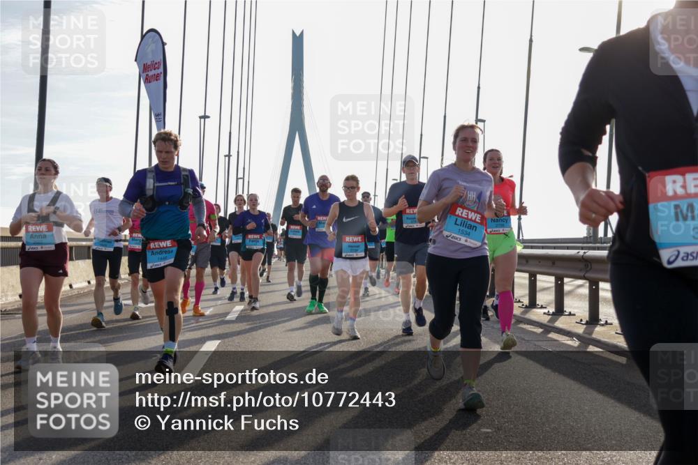 03.10.2026 - Köhlbrandbrückenlauf Yannick Fuchs http://msf.ph/oto/10772443 03.10.2026 09:28:36 Position 1 2507, 14, 1448, 1534, 3 meine-sportfotos.de