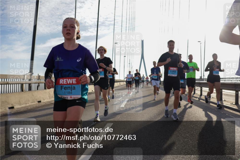 03.10.2026 - Köhlbrandbrückenlauf Yannick Fuchs http://msf.ph/oto/10772463 03.10.2026 09:28:40 Position 1 1184 meine-sportfotos.de