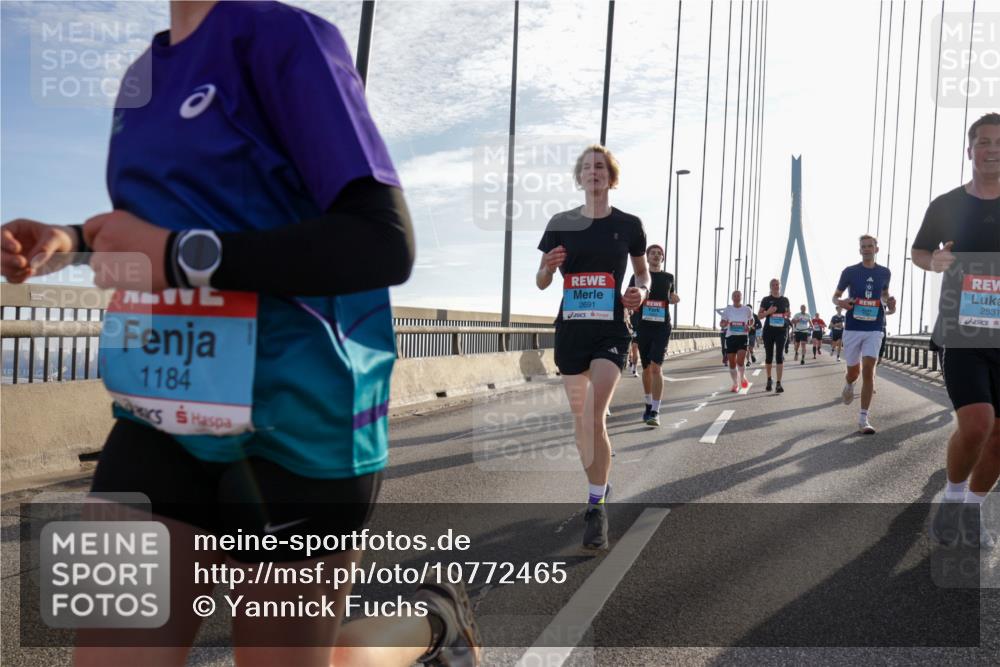 03.10.2026 - Köhlbrandbrückenlauf Yannick Fuchs http://msf.ph/oto/10772465 03.10.2026 09:28:40 Position 1 1184, 2691, 2531 meine-sportfotos.de