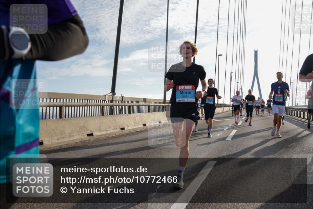 03.10.2026 - Köhlbrandbrückenlauf Yannick Fuchs http://msf.ph/oto/10772466 03.10.2026 09:28:40 Position 1 2691 meine-sportfotos.de