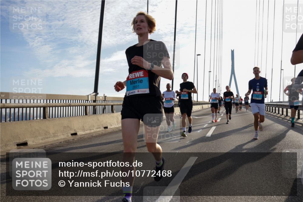 03.10.2026 - Köhlbrandbrückenlauf Yannick Fuchs http://msf.ph/oto/10772468 03.10.2026 09:28:41 Position 1 2691 meine-sportfotos.de