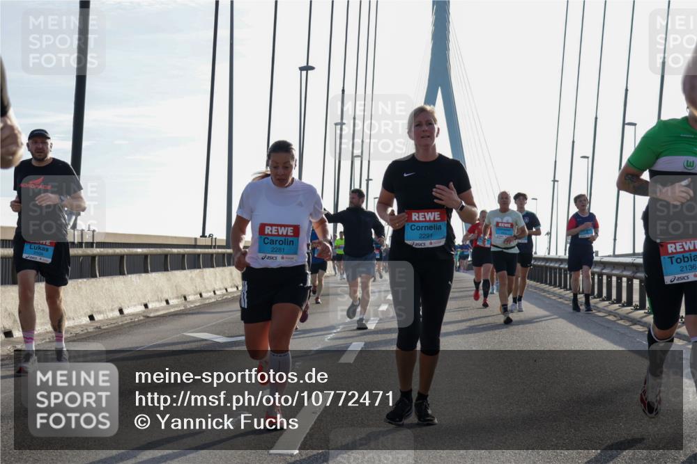 03.10.2026 - Köhlbrandbrückenlauf Yannick Fuchs http://msf.ph/oto/10772471 03.10.2026 09:28:42 Position 1 2504, 2281, 2291, 2136 meine-sportfotos.de