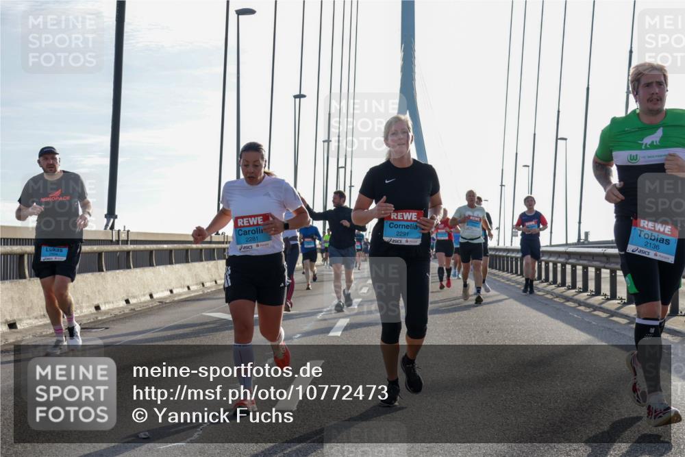 03.10.2026 - Köhlbrandbrückenlauf Yannick Fuchs http://msf.ph/oto/10772473 03.10.2026 09:28:42 Position 1 2504, 2281, 2291, 2136 meine-sportfotos.de