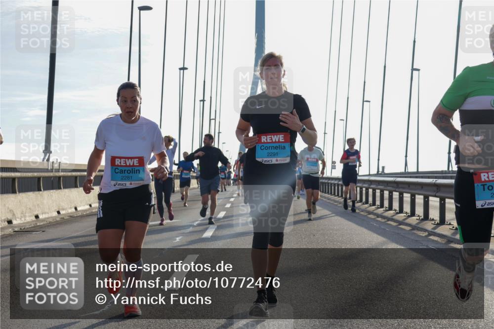 03.10.2026 - Köhlbrandbrückenlauf Yannick Fuchs http://msf.ph/oto/10772476 03.10.2026 09:28:43 Position 1 2281, 2291, 2 meine-sportfotos.de