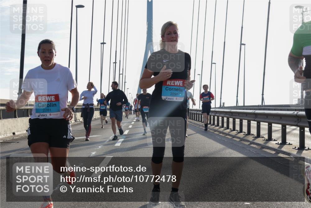 03.10.2026 - Köhlbrandbrückenlauf Yannick Fuchs http://msf.ph/oto/10772478 03.10.2026 09:28:43 Position 1 2281, 2291 meine-sportfotos.de