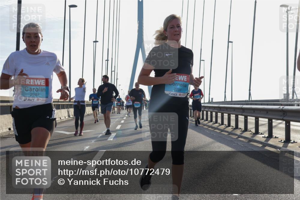 03.10.2026 - Köhlbrandbrückenlauf Yannick Fuchs http://msf.ph/oto/10772479 03.10.2026 09:28:43 Position 1 2281, 2291 meine-sportfotos.de