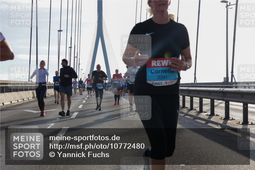 03.10.2026 - Köhlbrandbrückenlauf Yannick Fuchs http://msf.ph/oto/10772480 03.10.2026 09:28:44 Position 1 2291 meine-sportfotos.de
