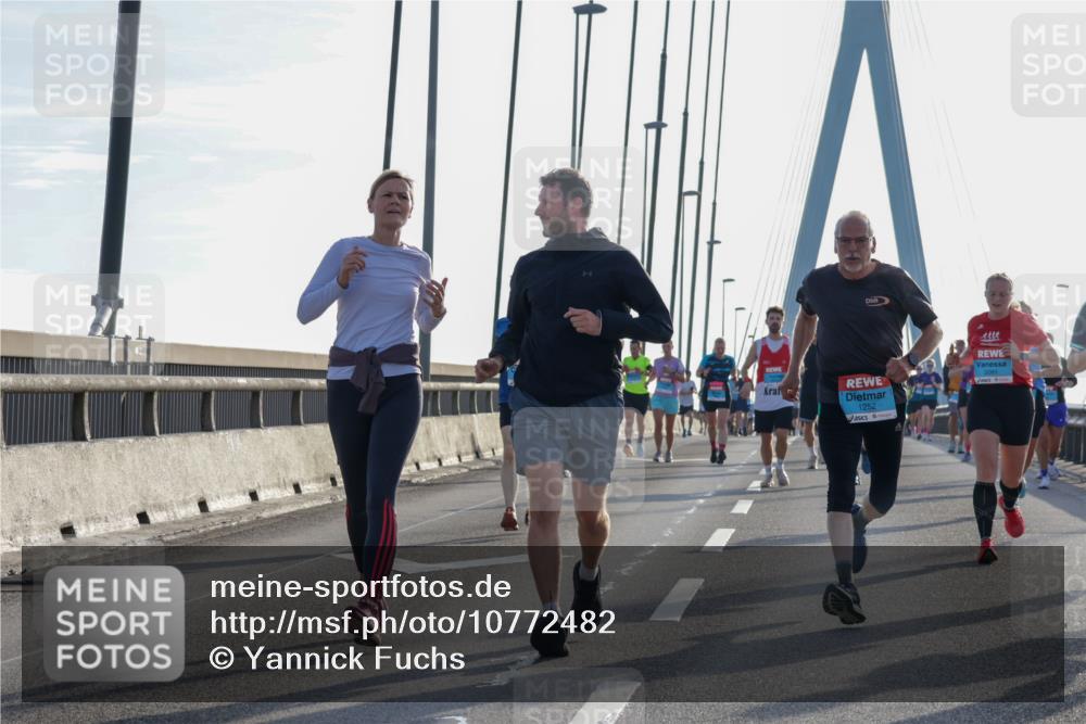 03.10.2026 - Köhlbrandbrückenlauf Yannick Fuchs http://msf.ph/oto/10772482 03.10.2026 09:28:44 Position 1 1252 meine-sportfotos.de