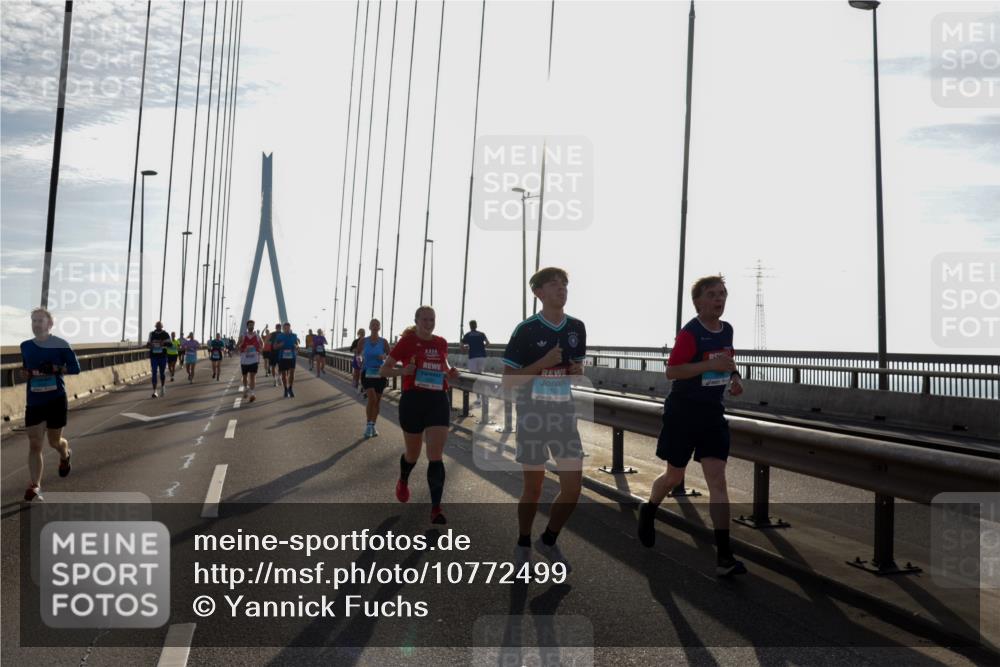 03.10.2026 - Köhlbrandbrückenlauf Yannick Fuchs http://msf.ph/oto/10772499 03.10.2026 09:28:48 Position 1 3338 meine-sportfotos.de