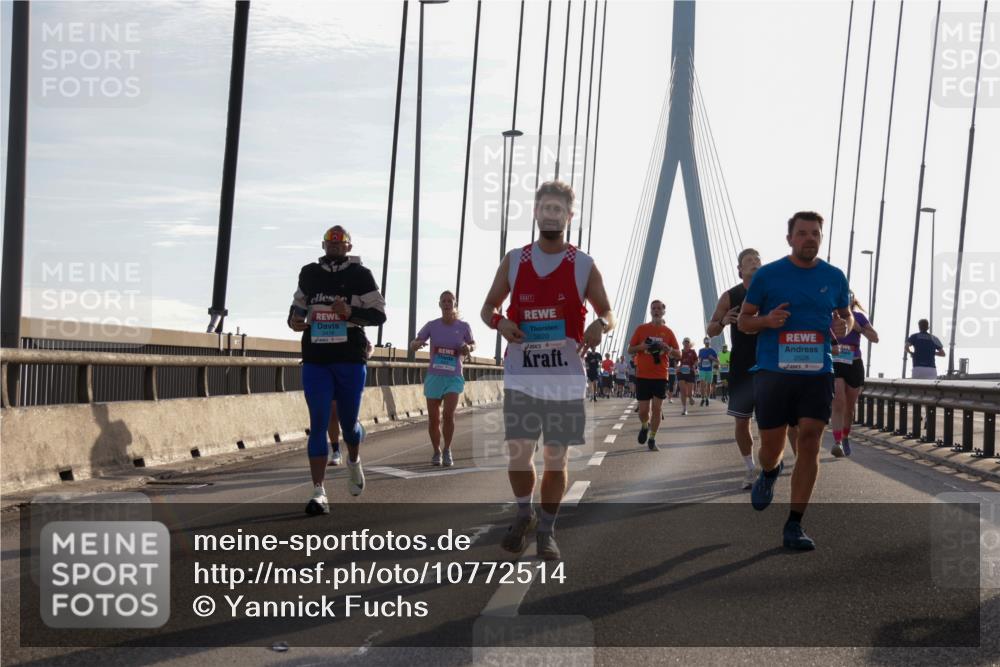 03.10.2026 - Köhlbrandbrückenlauf Yannick Fuchs http://msf.ph/oto/10772514 03.10.2026 09:28:52 Position 1 3820, 2528 meine-sportfotos.de