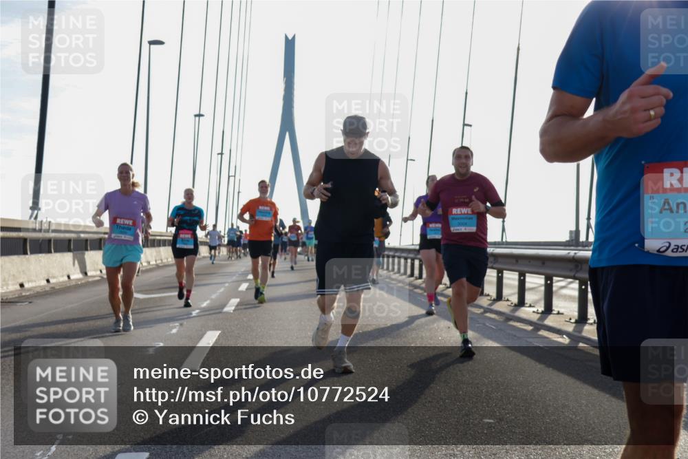 03.10.2026 - Köhlbrandbrückenlauf Yannick Fuchs http://msf.ph/oto/10772524 03.10.2026 09:28:55 Position 1  meine-sportfotos.de
