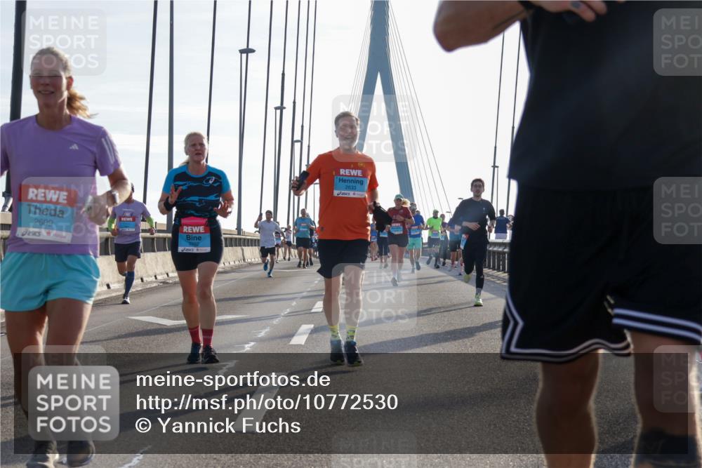 03.10.2026 - Köhlbrandbrückenlauf Yannick Fuchs http://msf.ph/oto/10772530 03.10.2026 09:28:56 Position 1 2609, 2633 meine-sportfotos.de