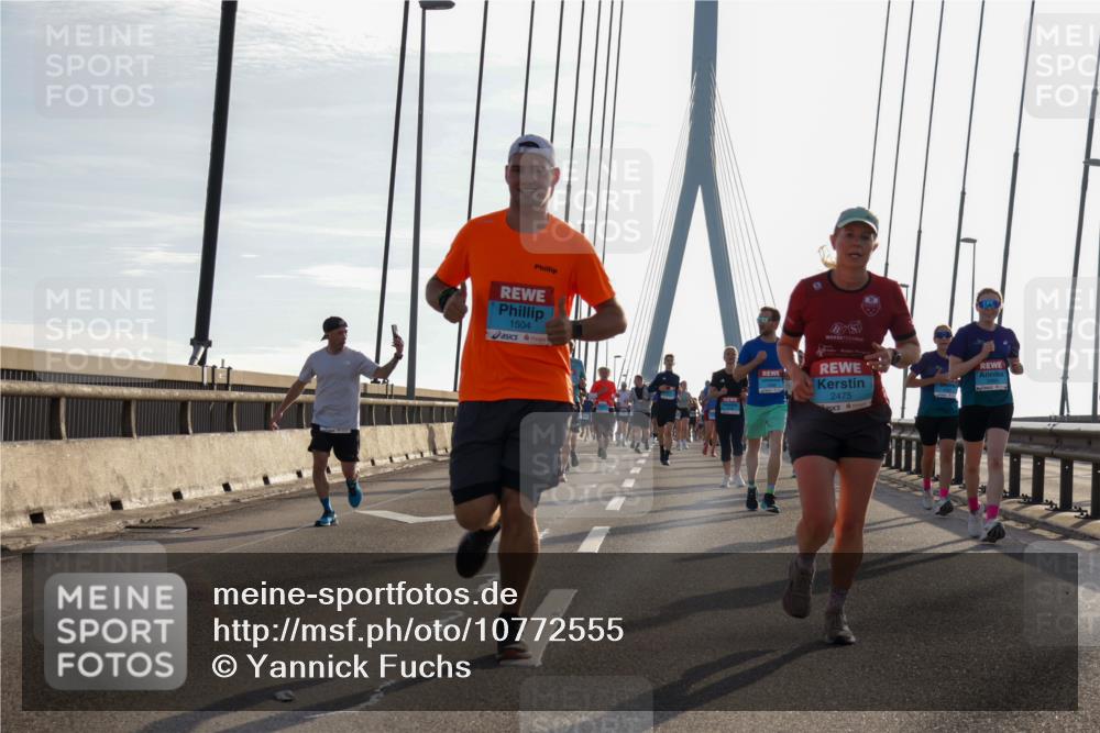 03.10.2026 - Köhlbrandbrückenlauf Yannick Fuchs http://msf.ph/oto/10772555 03.10.2026 09:29:02 Position 1 1504, 2475 meine-sportfotos.de