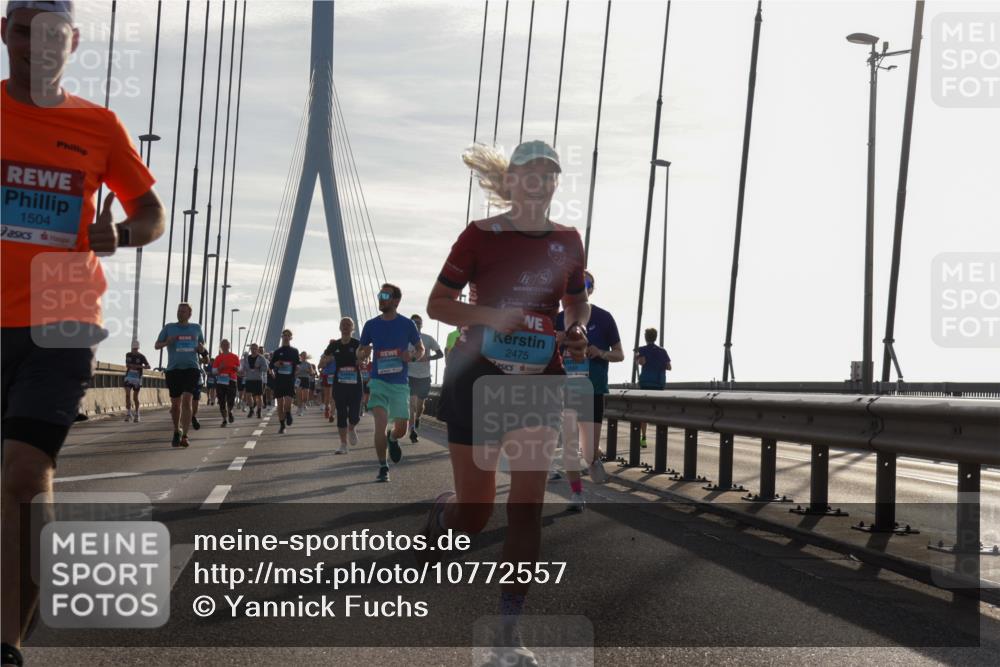 03.10.2026 - Köhlbrandbrückenlauf Yannick Fuchs http://msf.ph/oto/10772557 03.10.2026 09:29:03 Position 1 1504, 2475 meine-sportfotos.de