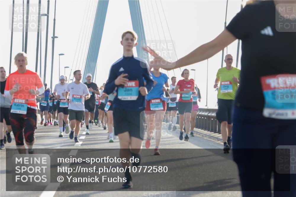 03.10.2026 - Köhlbrandbrückenlauf Yannick Fuchs http://msf.ph/oto/10772580 03.10.2026 09:29:08 Position 1 1334 meine-sportfotos.de