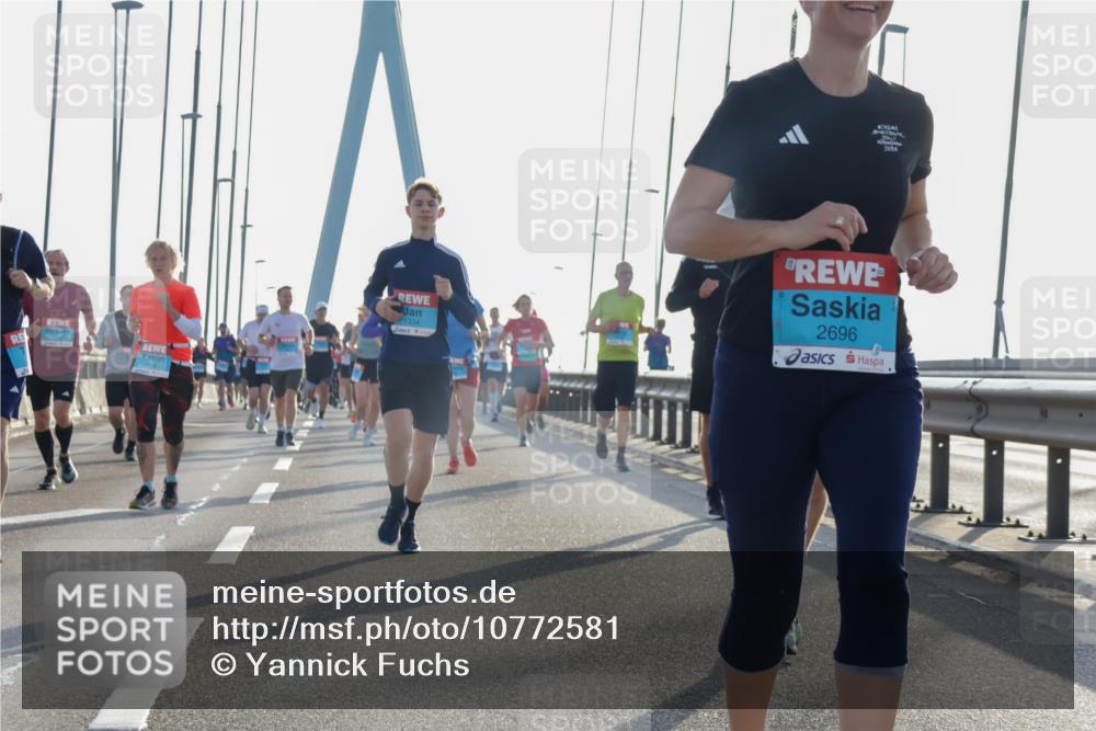 03.10.2026 - Köhlbrandbrückenlauf Yannick Fuchs http://msf.ph/oto/10772581 03.10.2026 09:29:08 Position 1 1334, 2696 meine-sportfotos.de