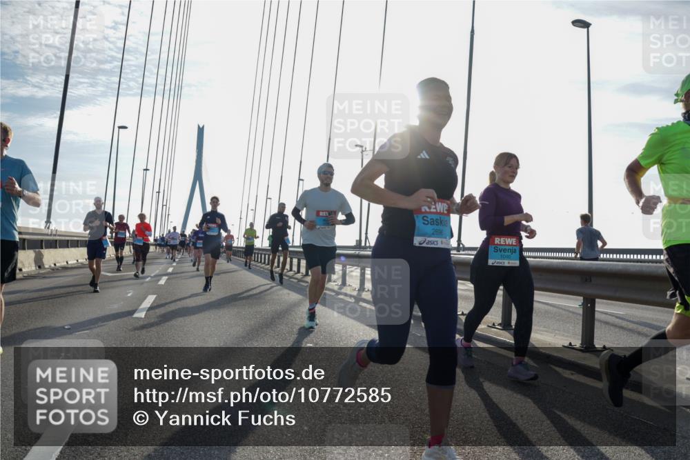 03.10.2026 - Köhlbrandbrückenlauf Yannick Fuchs http://msf.ph/oto/10772585 03.10.2026 09:29:09 Position 1 2696, 1090 meine-sportfotos.de