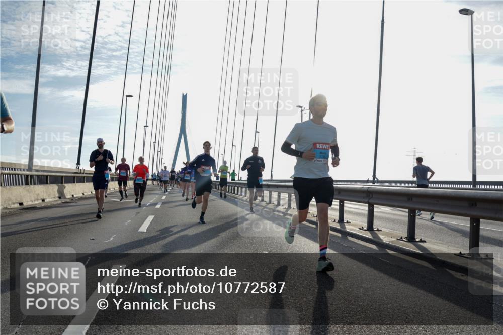 03.10.2026 - Köhlbrandbrückenlauf Yannick Fuchs http://msf.ph/oto/10772587 03.10.2026 09:29:10 Position 1  meine-sportfotos.de