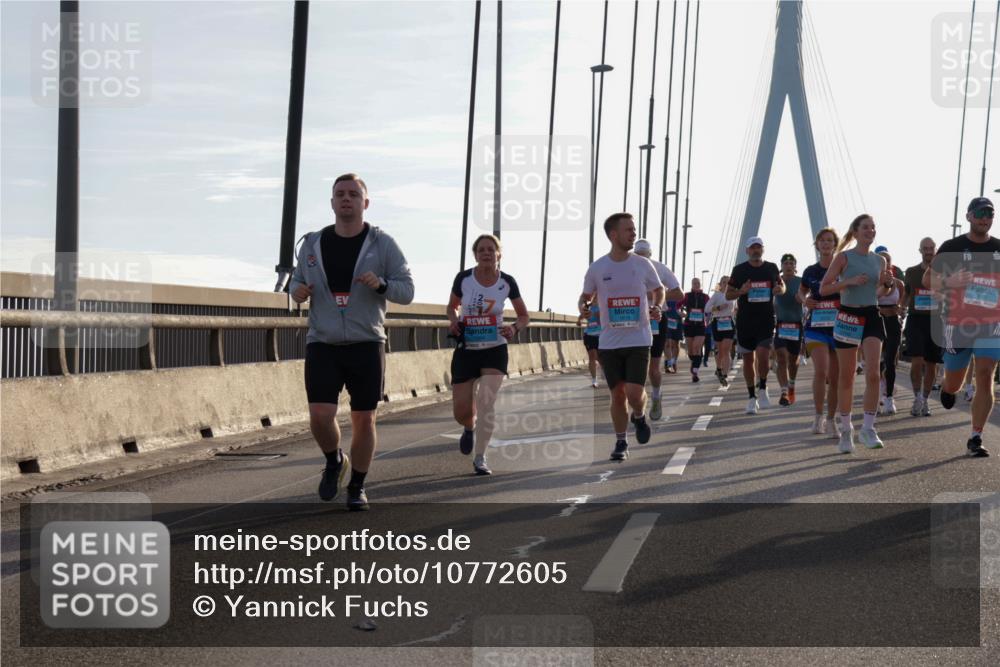 03.10.2026 - Köhlbrandbrückenlauf Yannick Fuchs http://msf.ph/oto/10772605 03.10.2026 09:29:14 Position 1  meine-sportfotos.de