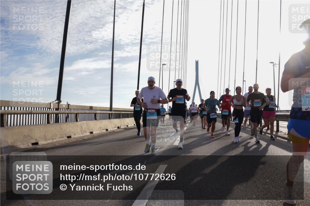 03.10.2026 - Köhlbrandbrückenlauf Yannick Fuchs http://msf.ph/oto/10772626 03.10.2026 09:29:19 Position 1  meine-sportfotos.de