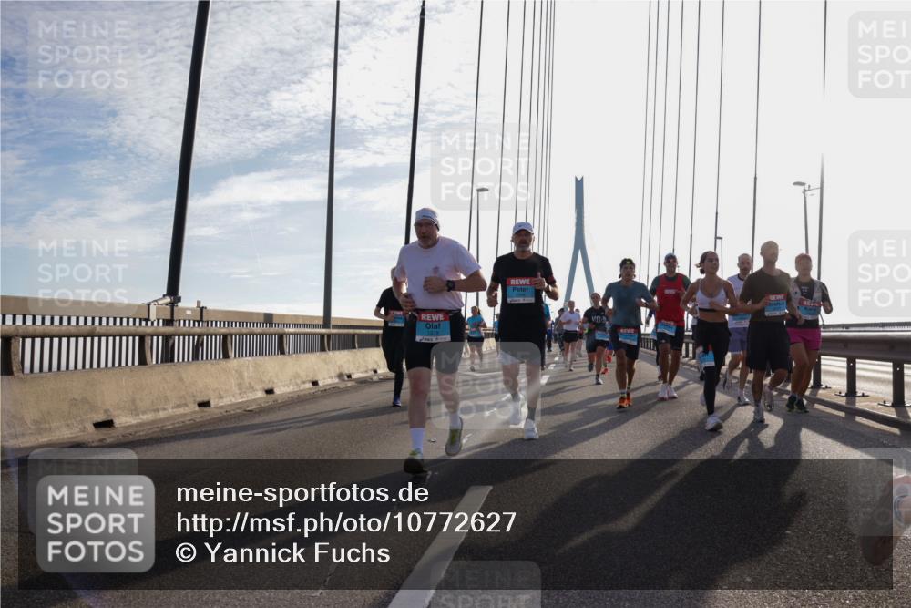 03.10.2026 - Köhlbrandbrückenlauf Yannick Fuchs http://msf.ph/oto/10772627 03.10.2026 09:29:19 Position 1 1379 meine-sportfotos.de