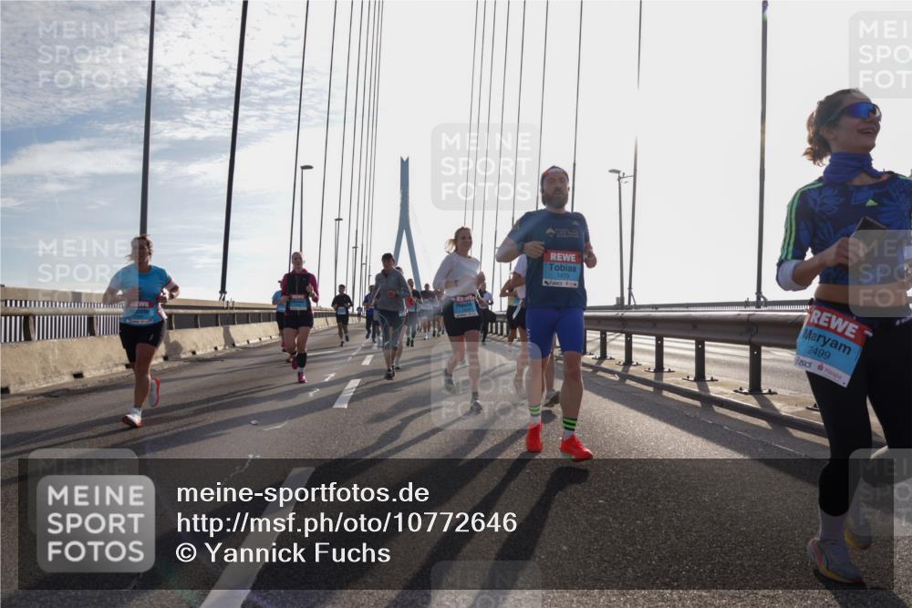 03.10.2026 - Köhlbrandbrückenlauf Yannick Fuchs http://msf.ph/oto/10772646 03.10.2026 09:29:23 Position 1 1473, 2499 meine-sportfotos.de