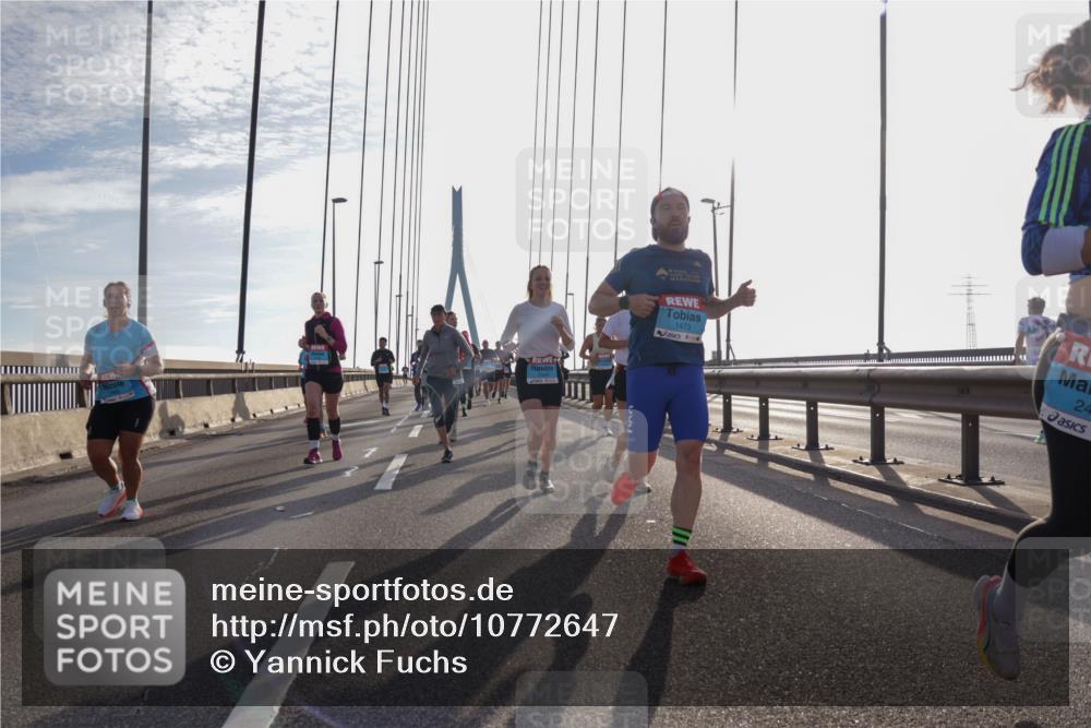 03.10.2026 - Köhlbrandbrückenlauf Yannick Fuchs http://msf.ph/oto/10772647 03.10.2026 09:29:23 Position 1 1473, 24 meine-sportfotos.de