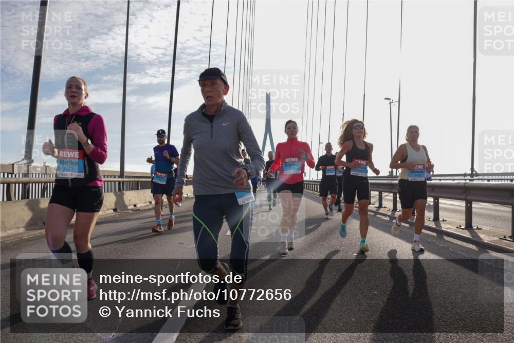 03.10.2026 - Köhlbrandbrückenlauf Yannick Fuchs http://msf.ph/oto/10772656 03.10.2026 09:29:25 Position 1 2742 meine-sportfotos.de