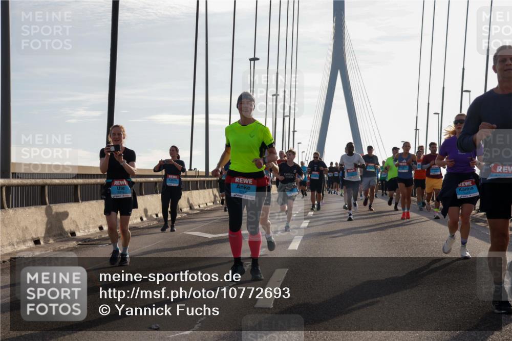 03.10.2026 - Köhlbrandbrückenlauf Yannick Fuchs http://msf.ph/oto/10772693 03.10.2026 09:29:34 Position 1 2716, 2315 meine-sportfotos.de