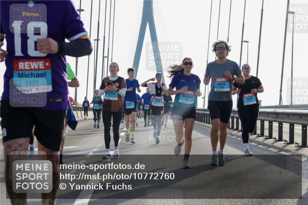 03.10.2026 - Köhlbrandbrückenlauf Yannick Fuchs http://msf.ph/oto/10772760 03.10.2026 09:29:55 Position 1 18, 1551, 1287, 2661, 1286, 2422 meine-sportfotos.de