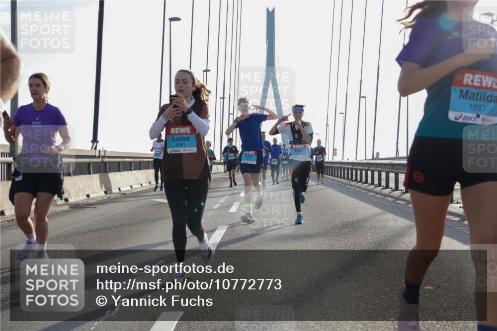 03.10.2026 - Köhlbrandbrückenlauf Yannick Fuchs http://msf.ph/oto/10772773 03.10.2026 09:29:57 Position 1 2661, 1287 meine-sportfotos.de