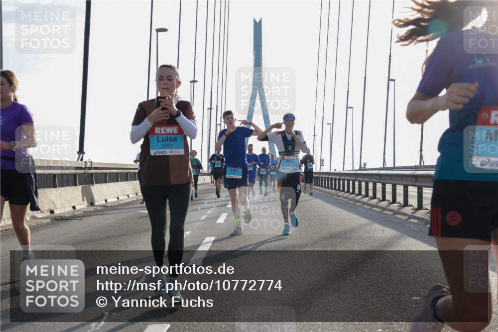03.10.2026 - Köhlbrandbrückenlauf Yannick Fuchs http://msf.ph/oto/10772774 03.10.2026 09:29:57 Position 1 2661 meine-sportfotos.de