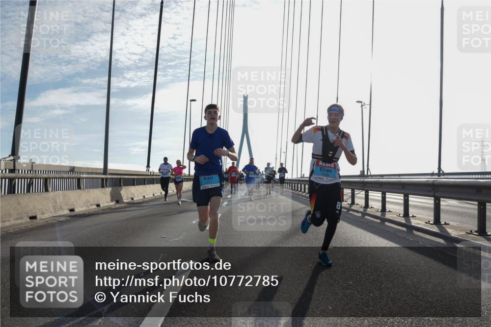 03.10.2026 - Köhlbrandbrückenlauf Yannick Fuchs http://msf.ph/oto/10772785 03.10.2026 09:29:59 Position 1 2917, 3026 meine-sportfotos.de