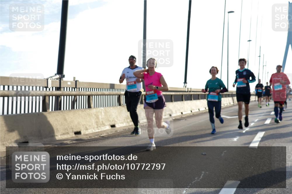 03.10.2026 - Köhlbrandbrückenlauf Yannick Fuchs http://msf.ph/oto/10772797 03.10.2026 09:30:02 Position 1  meine-sportfotos.de