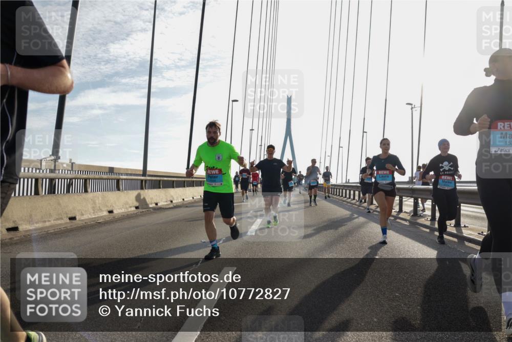 03.10.2026 - Köhlbrandbrückenlauf Yannick Fuchs http://msf.ph/oto/10772827 03.10.2026 09:30:09 Position 1 1038, 152 meine-sportfotos.de