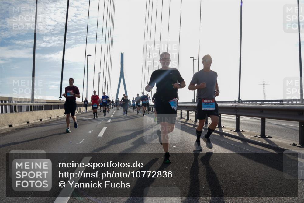 03.10.2026 - Köhlbrandbrückenlauf Yannick Fuchs http://msf.ph/oto/10772836 03.10.2026 09:30:13 Position 1 1026 meine-sportfotos.de