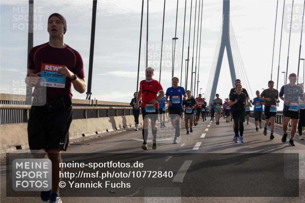 03.10.2026 - Köhlbrandbrückenlauf Yannick Fuchs http://msf.ph/oto/10772840 03.10.2026 09:30:14 Position 1 2614 meine-sportfotos.de