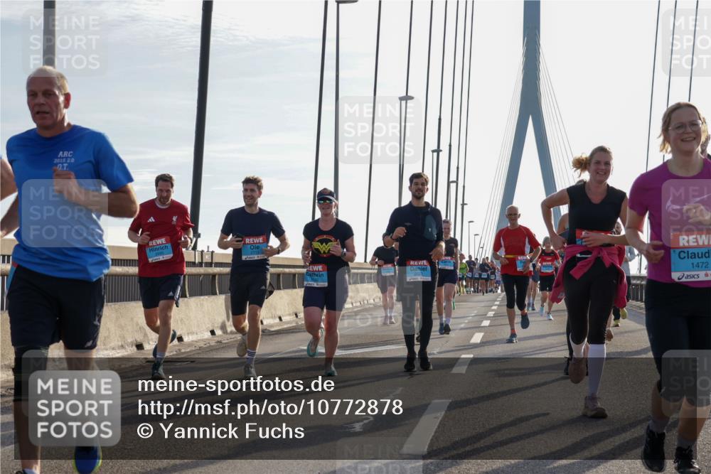 03.10.2026 - Köhlbrandbrückenlauf Yannick Fuchs http://msf.ph/oto/10772878 03.10.2026 09:30:24 Position 1 2015, 2, 0, 2713, 1472 meine-sportfotos.de